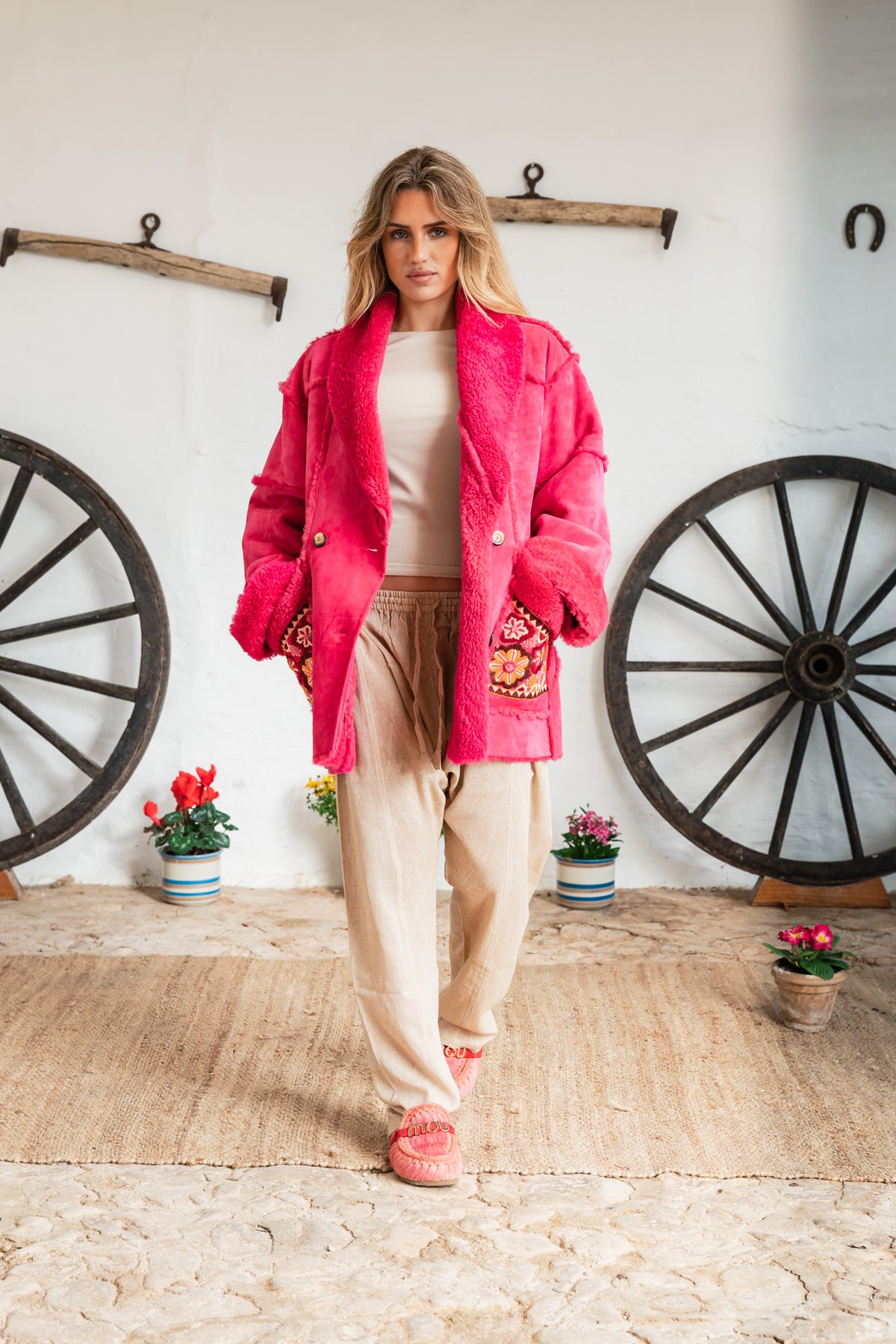 Galdana Pelliza Embroidery Pockets Fucsia
