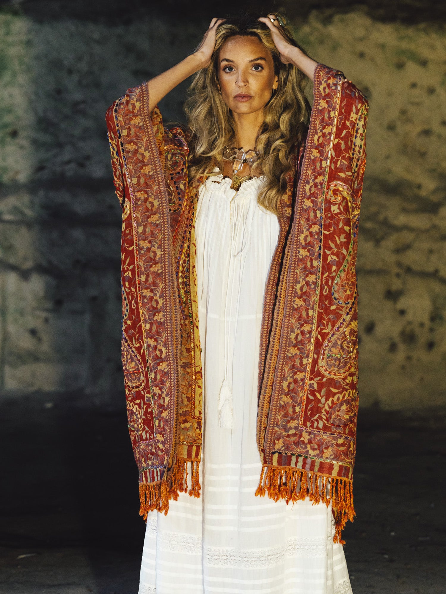 Amoha  Poncho Red