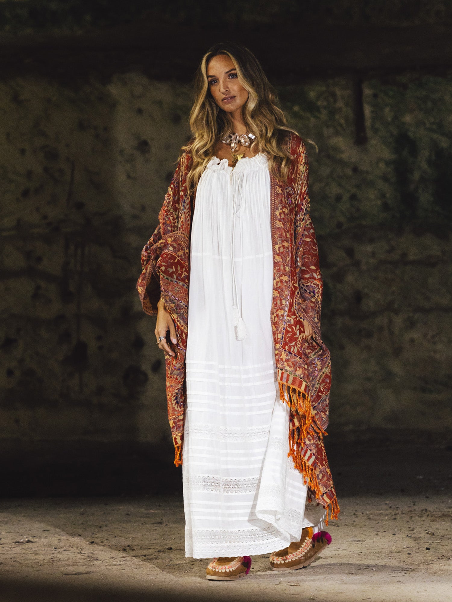 Amoha  Poncho Red