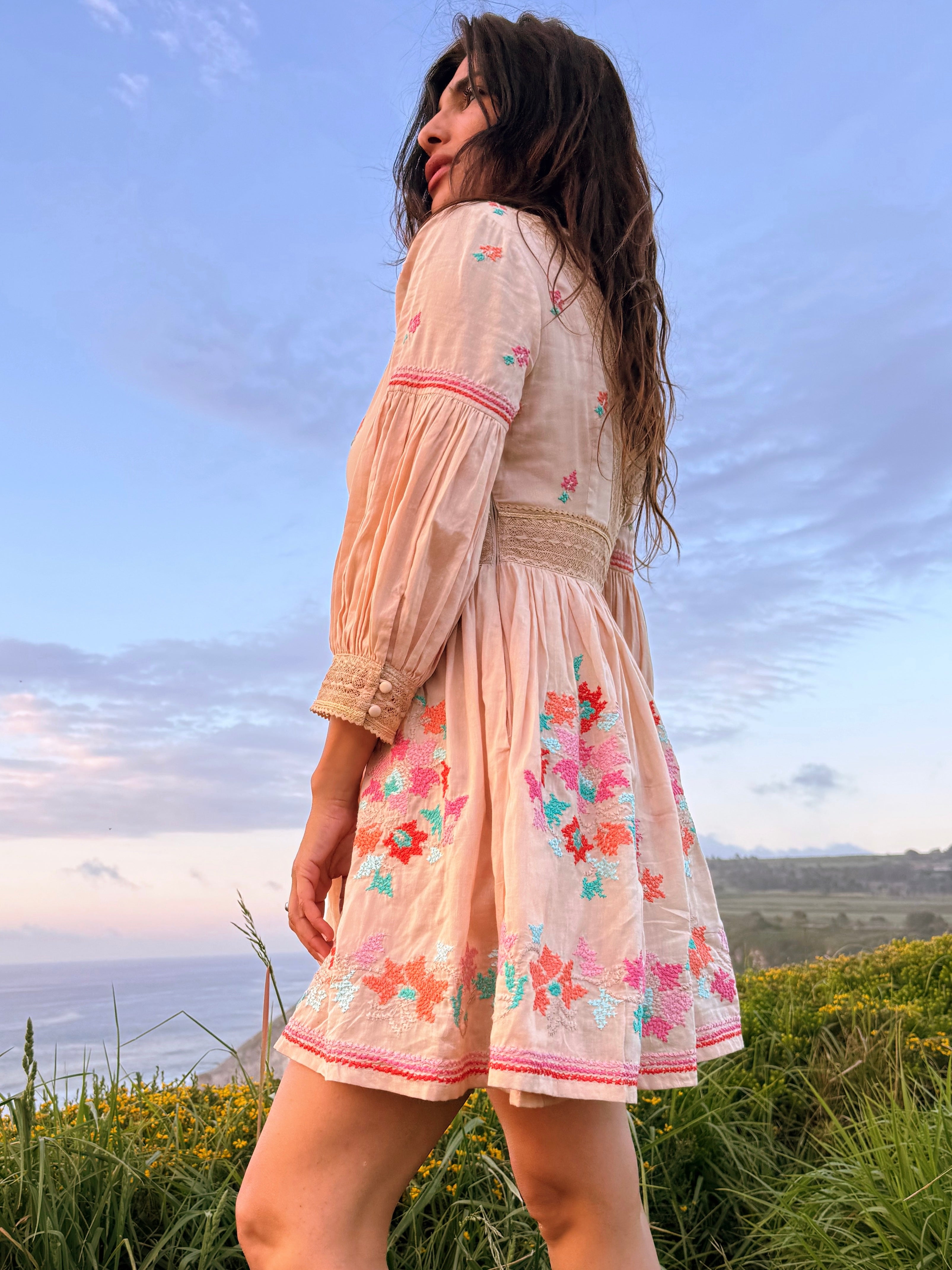 Son Saura Short Dress Sleeve Toste
