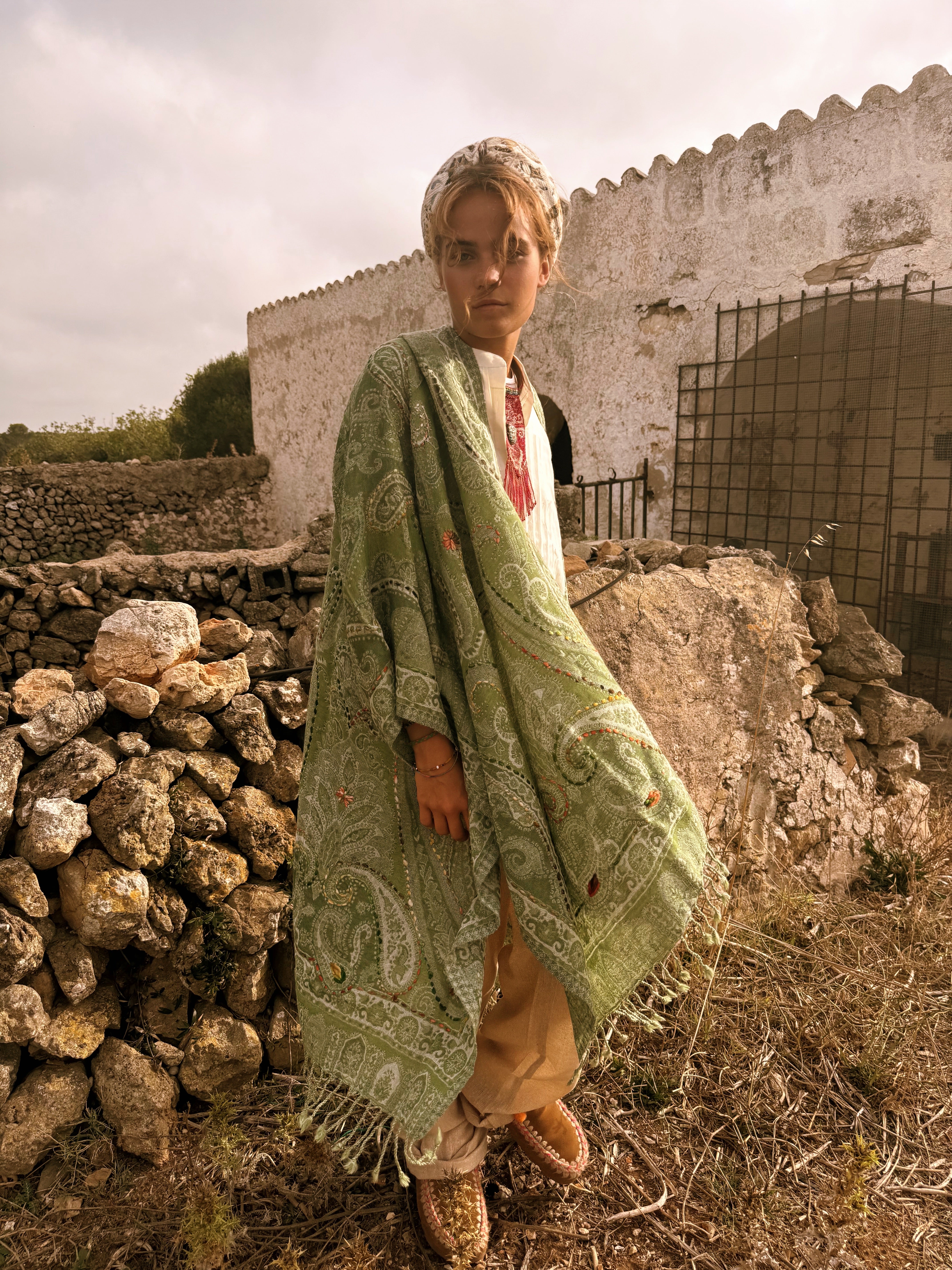 Amoha  Poncho Green