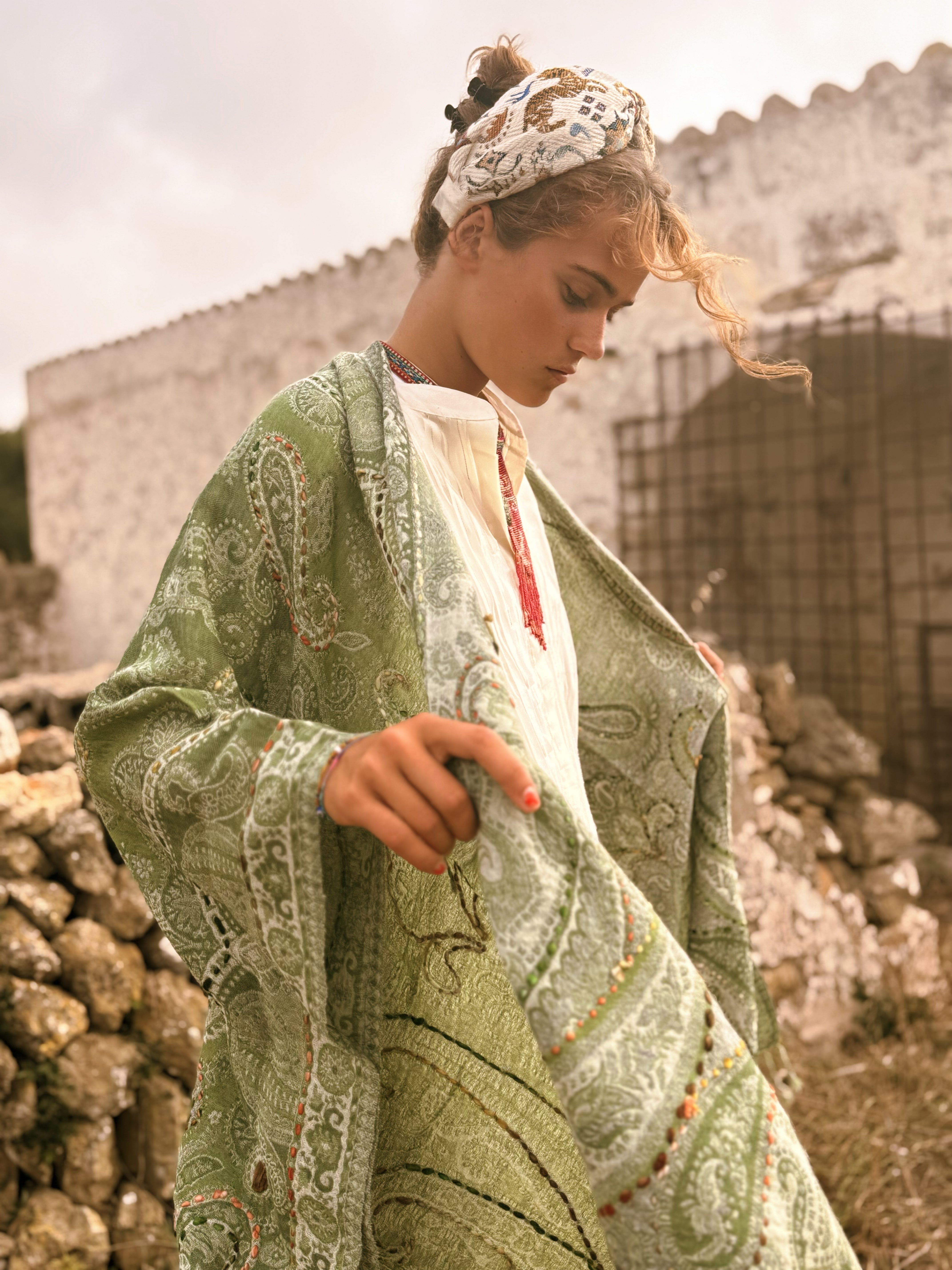 Amoha  Poncho Green