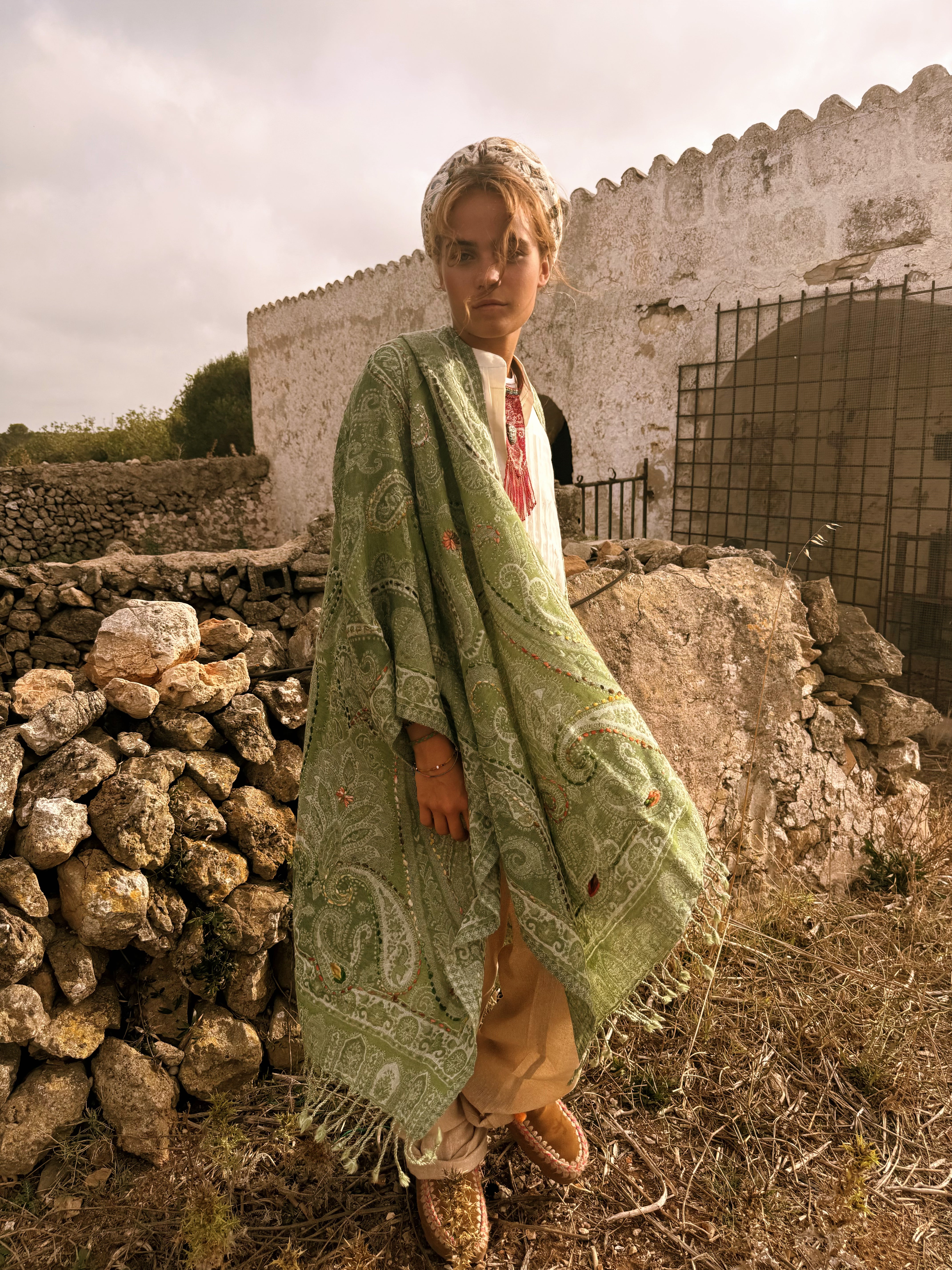 Amoha  Poncho Green