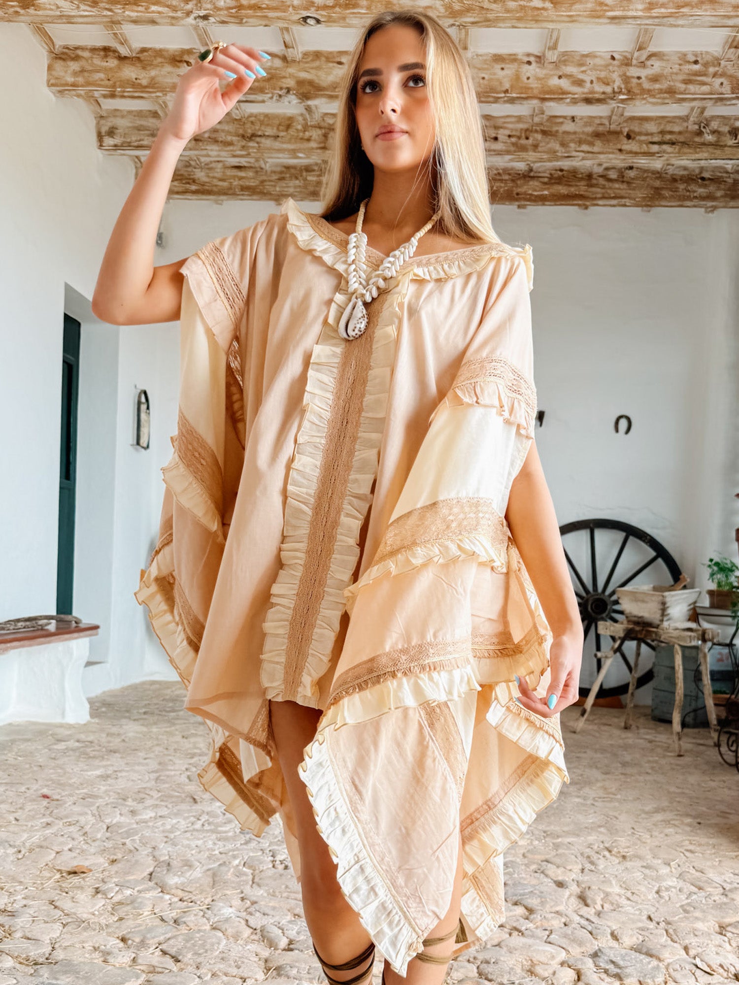 Favaritx Kaftan Toste