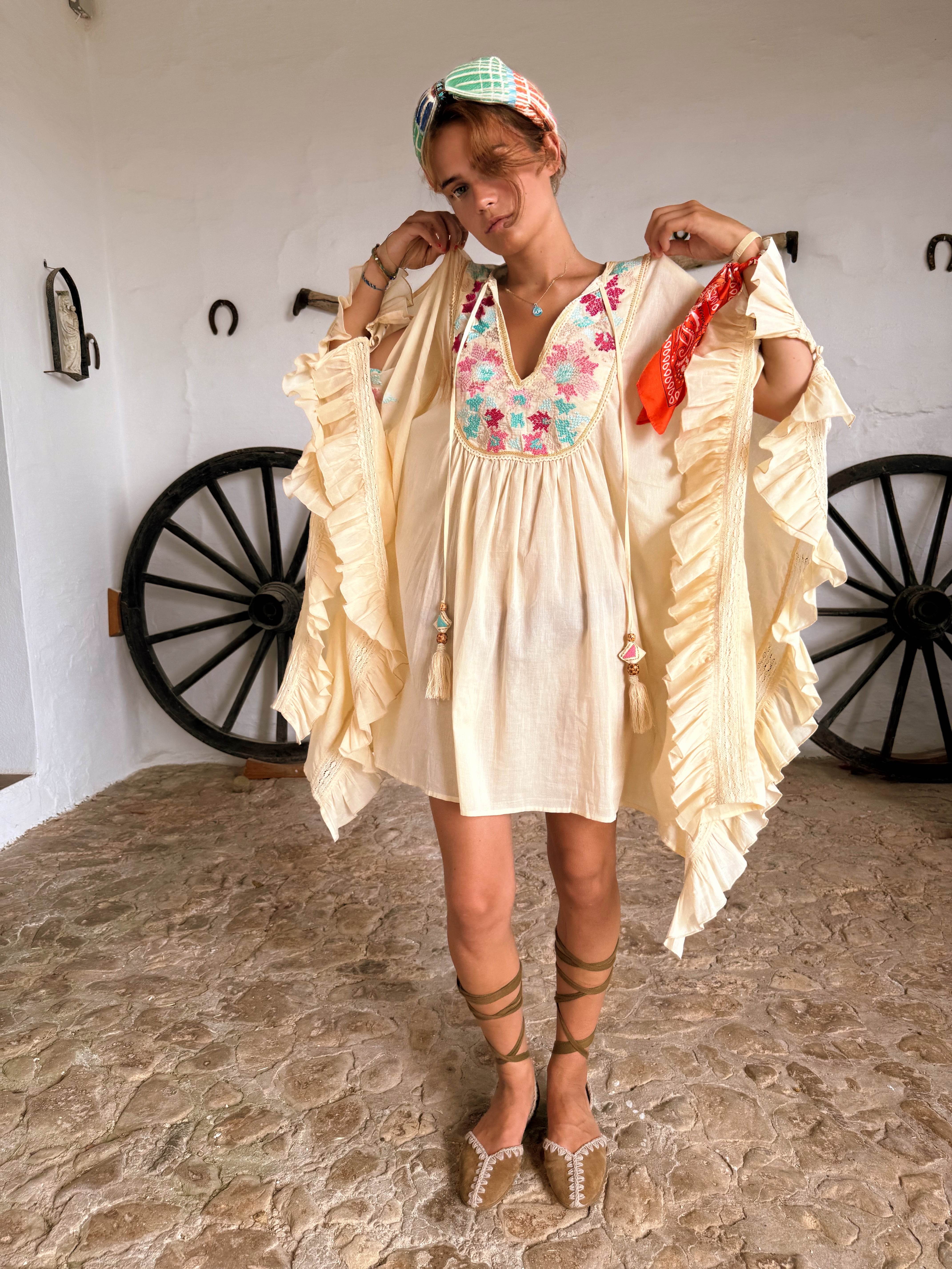 Pregonda Short Kaftan Cream (B2B)